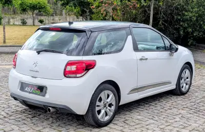 Citroën DS3 2015 - 8500 EUR, 100190 km - AUTO.MOTO.pt - 100190km - foto 7 de 17