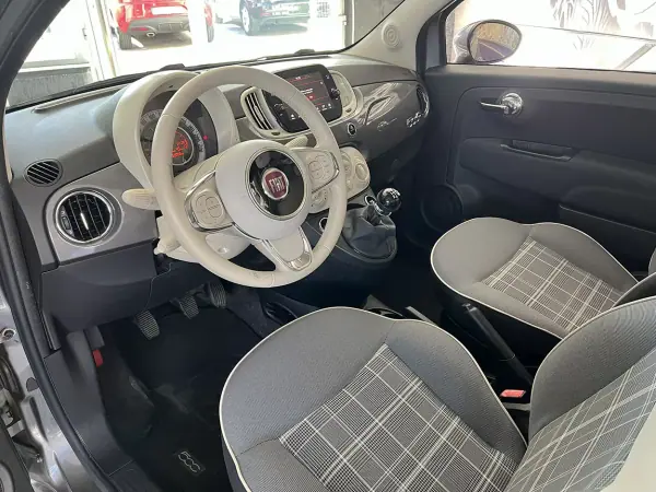 Fiat 500C 2018 - 11800 EUR, 59965 km - AUTO.MOTO.pt - 59965km - foto 6 de 21