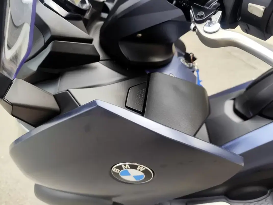 BMW C 650 GT 2018 - 5980 EUR, 54000 km - AUTO.MOTO.pt - 54000km - foto 14 de 20