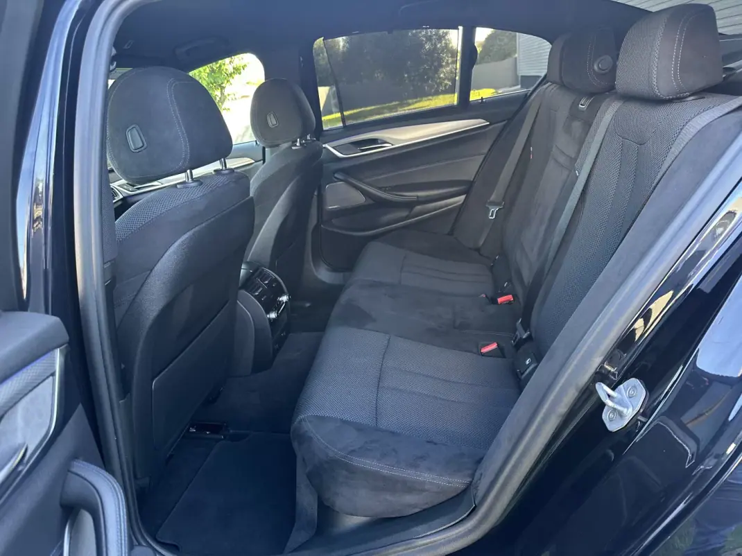 BMW M550d 2017 - 49900 EUR, 150000 km - AUTO.MOTO.pt - 150000km - foto 31 de 54