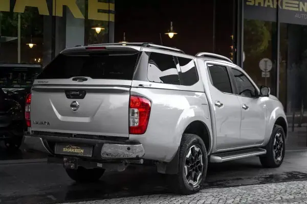 Nissan Navara 2020 - 32490 EUR, 120713 km - AUTO.MOTO.pt - 120713km - foto 4 de 48