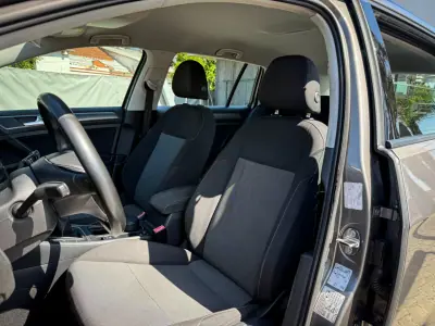 Volkswagen Golf Variant 2014 - 10990 EUR, 189000 km - AUTO.MOTO.pt - 189000km - foto 7 de 12