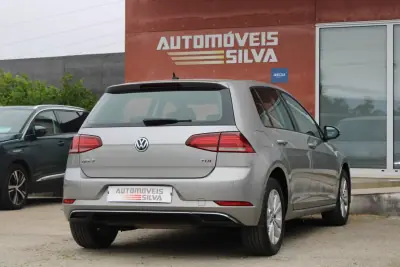 Volkswagen Golf 2017 - 11490 EUR, 224000 km - AUTO.MOTO.pt - 224000km - foto 12 de 29