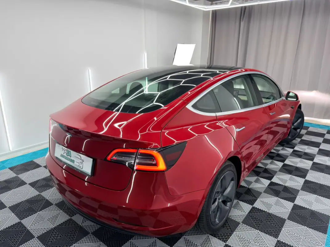 Tesla Model 3 2020 - 19500 EUR, 167000 km - AUTO.MOTO.pt - 167000km - foto 8 de 21