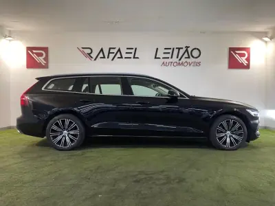 Volvo V60 2020 - 24950 EUR, 123000 km - AUTO.MOTO.pt - 123000km - foto 5 de 32