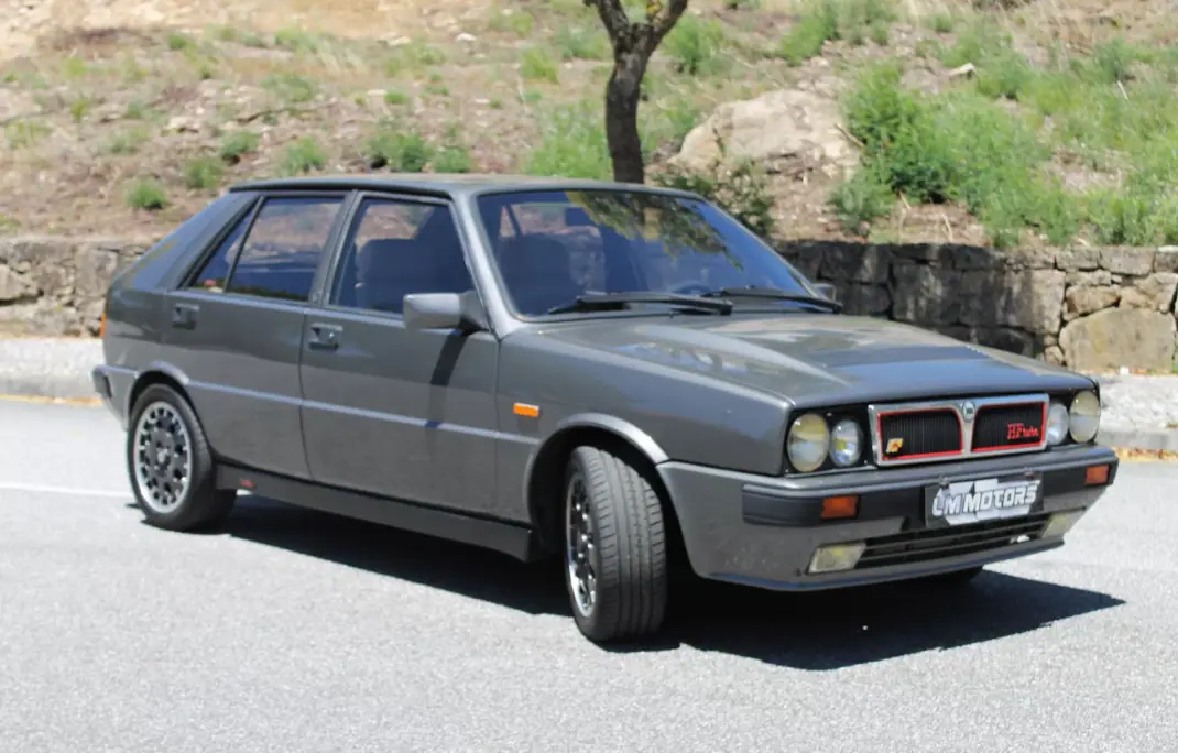 Lancia Delta 1988 - 15500 EUR, 194000 km - 194000km - foto 4 de 35