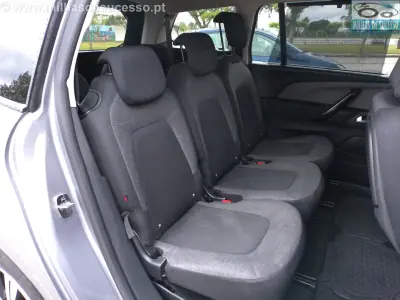 Citroën C4 Spacetourer 2019 - 15500 EUR, 123000 km - AUTO.MOTO.pt - 123000km - foto 4 de 22