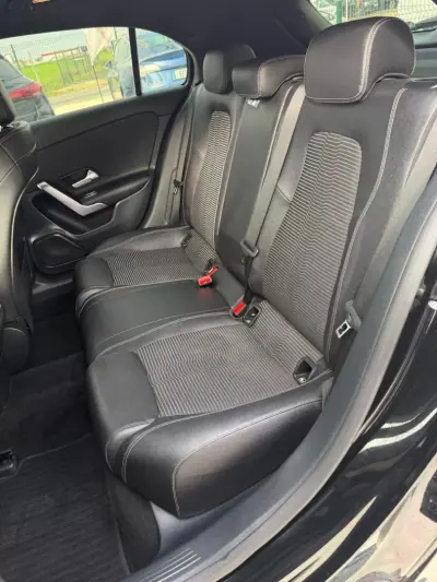 Mercedes-Benz A 180 2019 - 24950 EUR, 116000 km - AUTO.MOTO.pt - 116000km - foto 28 de 34
