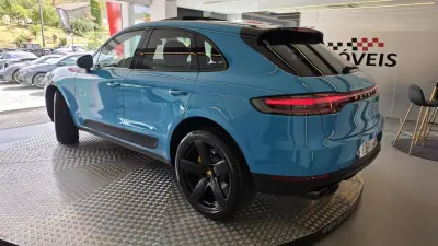 Porsche Macan 2018 - 46900 EUR, 189996 km - AUTO.MOTO.pt - 189996km - foto 20 de 56