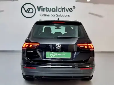 Volkswagen Tiguan 2017 - 17750 EUR, 120000 km - AUTO.MOTO.pt - 120000km - foto 8 de 50