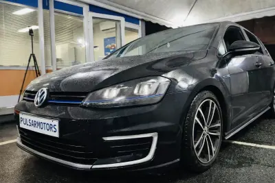 Volkswagen Golf 2016 - 17900 EUR, 146745 km - AUTO.MOTO.pt - 146745km - foto 5 de 8