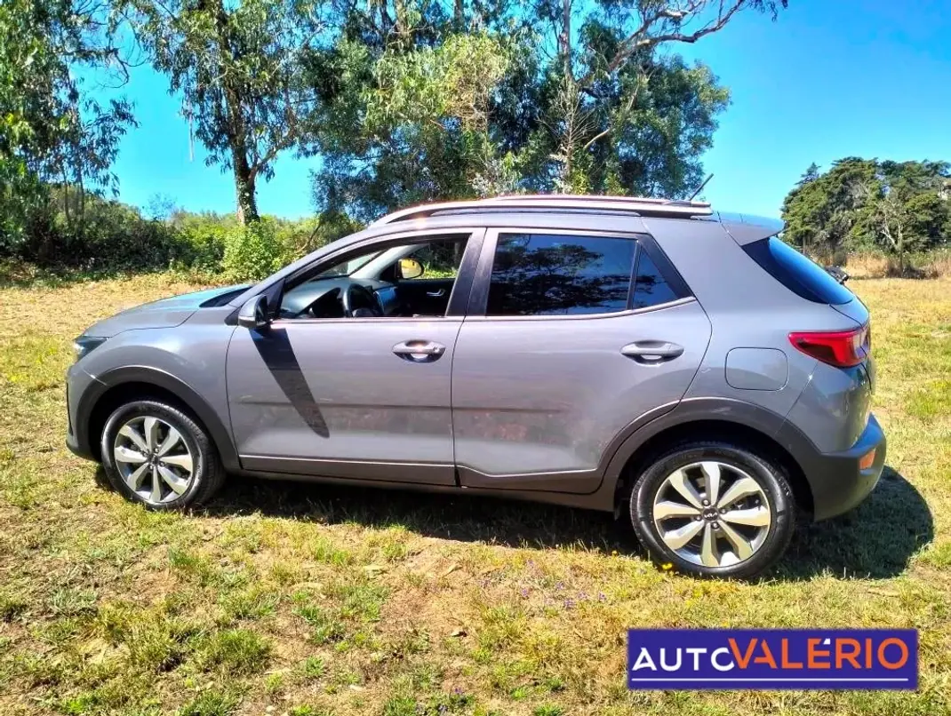 Kia Stonic 2024 - 17950 EUR, 40000 km - 40000km - foto 4 de 18