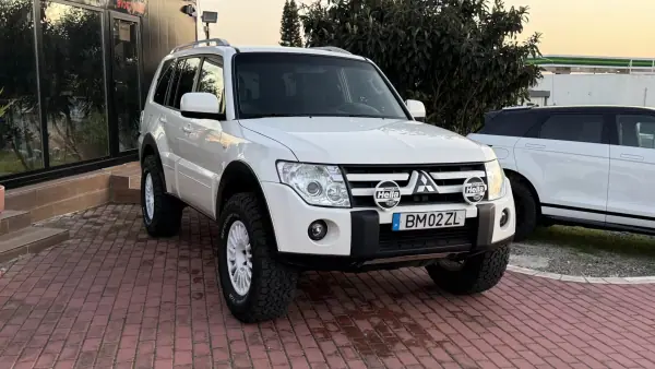 Mitsubishi Pajero 2010 - 29990 EUR, 215000 km - AUTO.MOTO.pt - 215000km - foto 36 de 38