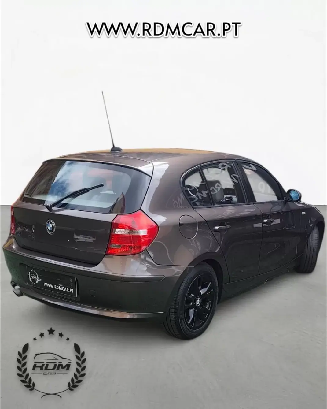BMW 118 2008 - 7850 EUR, 239000 km - AUTO.MOTO.pt - 239000km - foto 4 de 10