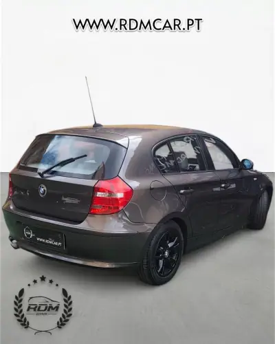 BMW 118 2008 - 7850 EUR, 239000 km - AUTO.MOTO.pt - 239000km - foto 4 de 10