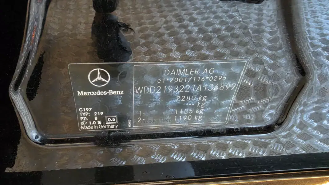 Mercedes-Benz CLS 320 2008 - 12900 EUR, 314479 km - 314479km - foto 57 de 60