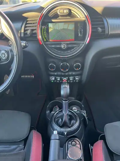 MINI John Cooper Works 2017 - 24965 EUR, 126000 km - AUTO.MOTO.pt - 126000km - foto 36 de 61