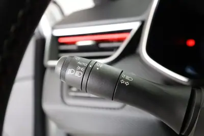 Renault Clio 2023 - 15950 EUR, 52147 km - AUTO.MOTO.pt - 52147km - foto 42 de 45