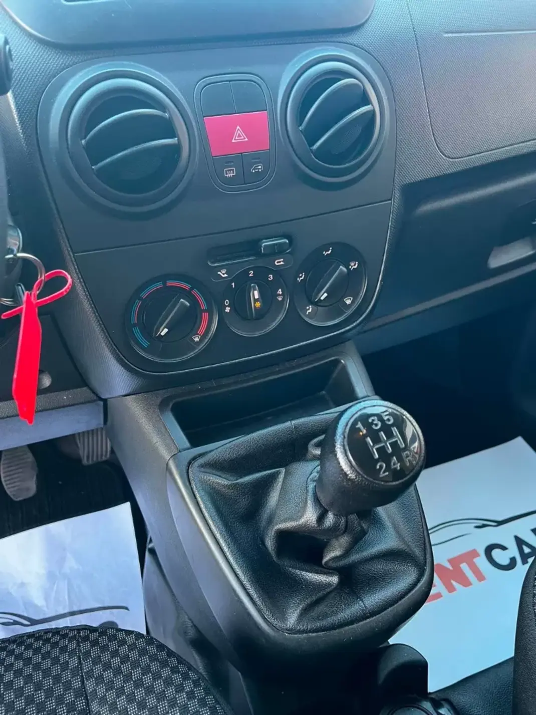 Fiat Fiorino 2019 - 8500 EUR, 173290 km - 173290km - foto 8 de 15