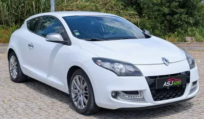 Renault Mégane Coupe 2011 - 5500 EUR, 240205 km - AUTO.MOTO.pt - 240205km - foto 4 de 23
