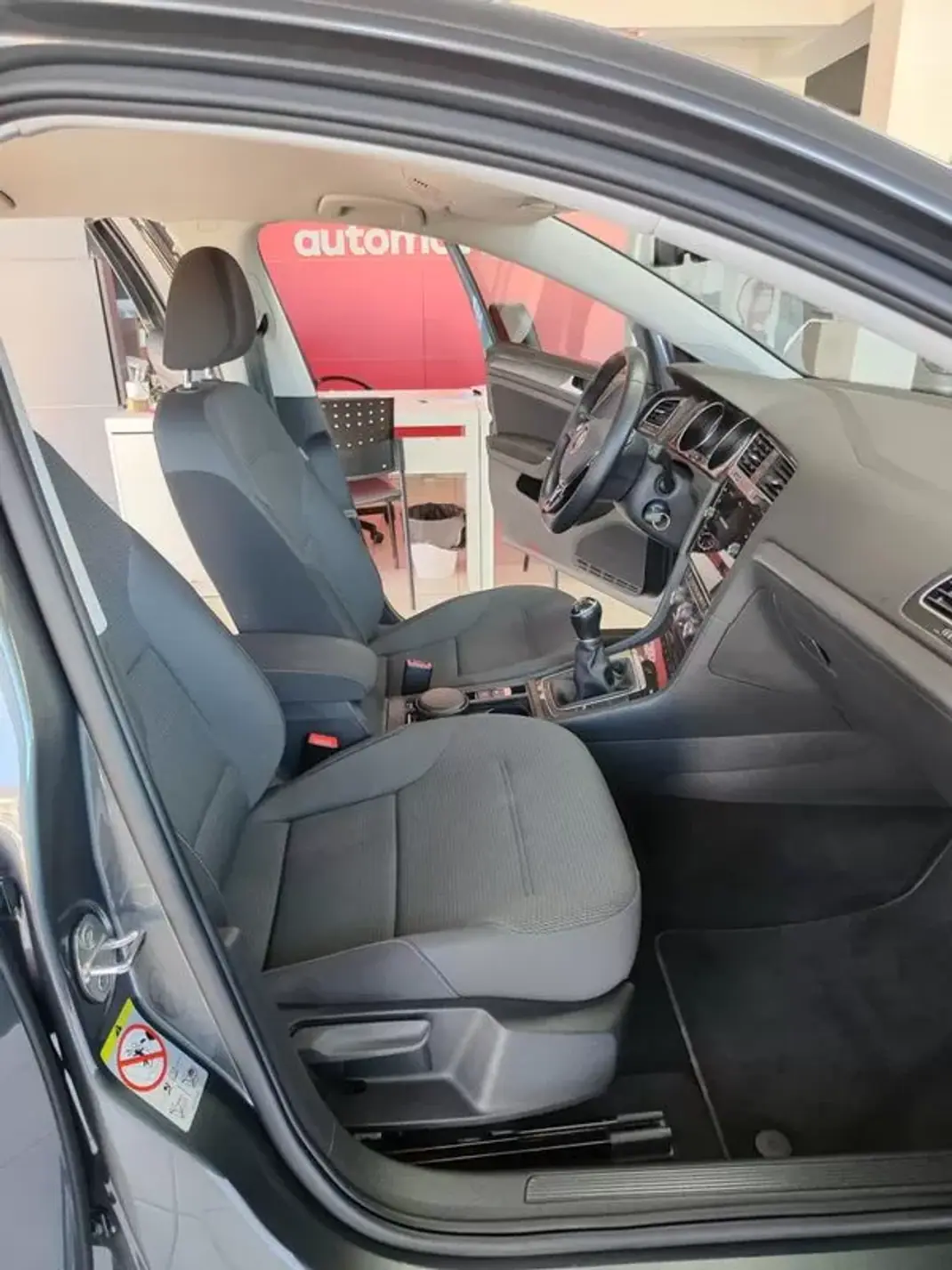 Volkswagen Golf Variant 2019 - 18250 EUR, 35000 km - 35000km - foto 10 de 23