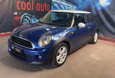 MINI One 2011 - 8500 EUR, 230000 km - AUTO.MOTO.pt - 230000km - foto 9 de 35