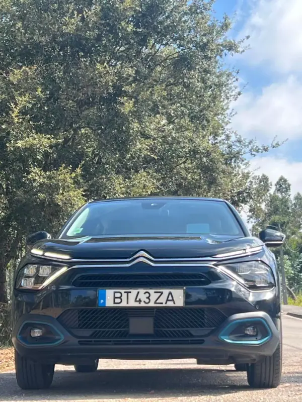 Citroën e-C4 2022 - 19900 EUR, 75680 km - AUTO.MOTO.pt - 75680km - foto 25 de 71