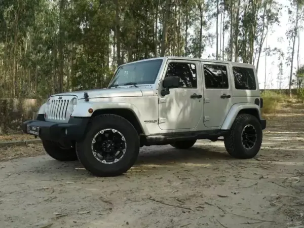 Jeep Wrangler Unlimited 2013 - 46500 EUR, 154453 km - AUTO.MOTO.pt - 154453km - foto 2 de 18