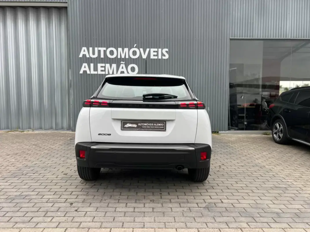Peugeot 2008 2025 - 20500 EUR, 20875 km - 20875km - foto 7 de 20