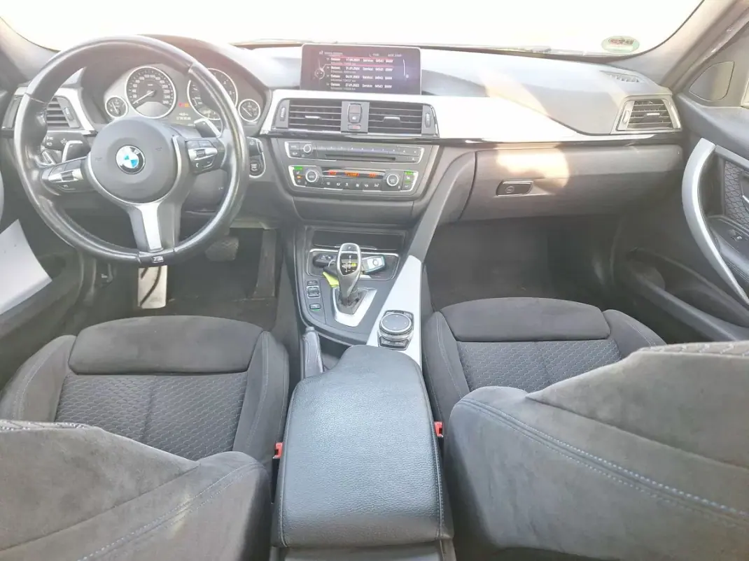 BMW 320 2015 - 20900 EUR, 186163 km - AUTO.MOTO.pt - 186163km - foto 7 de 14