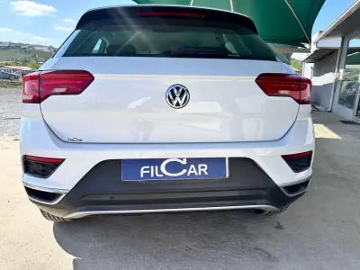 Volkswagen T-Roc 2020 - 16500 EUR, 101482 km - AUTO.MOTO.pt - 101482km - foto 6 de 16