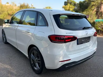 Mercedes-Benz B 180 2019 - 23999 EUR, 120000 km - 120000km - foto 4 de 15