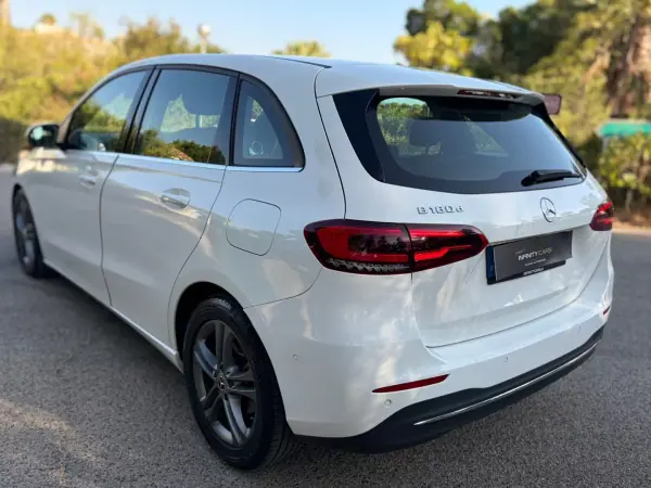 Mercedes-Benz B 180 2019 - 23999 EUR, 120000 km - 120000km - foto 4 de 15