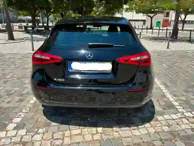 Mercedes-Benz A 160 2019 - 17500 EUR, 101000 km - AUTO.MOTO.pt - 101000km - foto 3 de 8