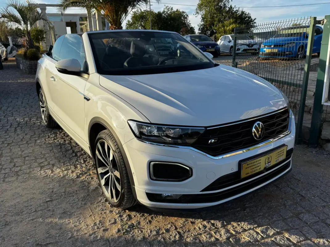 Volkswagen T-Roc 2021 - 27900 EUR, 147900 km - AUTO.MOTO.pt - 147900km - foto 3 de 17