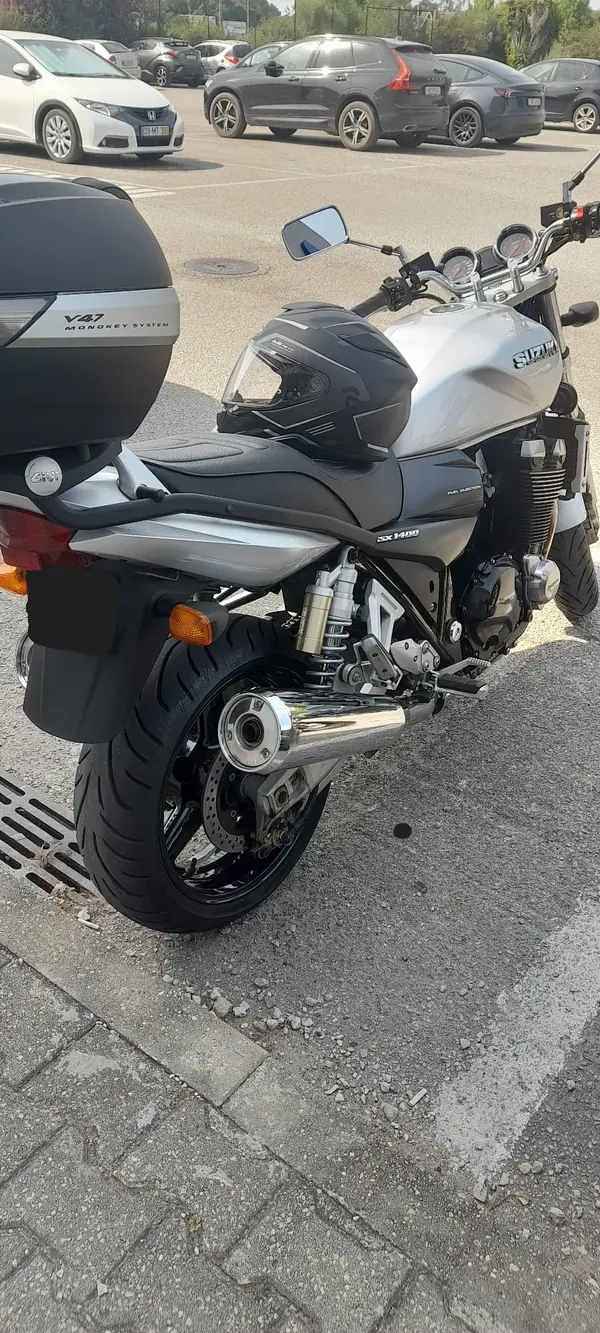 Suzuki VX 2004 - 6900 EUR, 31200 km - AUTO.MOTO.pt - 31200km - foto 2 de 11
