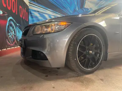 BMW 318 2010 - 10999 EUR, 181000 km - AUTO.MOTO.pt - 181000km - foto 13 de 46