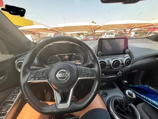 Nissan Juke 2021 - 18600 EUR, 40000 km - AUTO.MOTO.pt - 40000km - foto 5 de 6