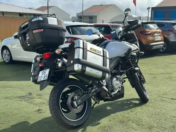 Suzuki V-Strom 1000 2013 - 5490 EUR, 49970 km - AUTO.MOTO.pt - 49970km - foto 5 de 16