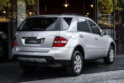 Mercedes-Benz ML 320 2009 — foto 4 de 26