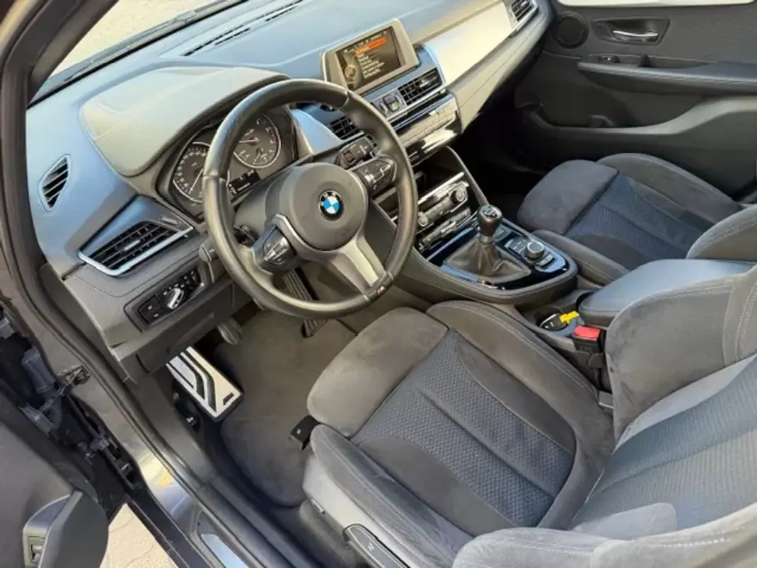 BMW 216 Active Tourer 2016 - 17900 EUR, 88780 km - AUTO.MOTO.pt - 88780km - foto 11 de 12