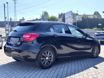 Mercedes-Benz A 180 2013 - 12750 EUR, 191000 km - foto 5 de 10