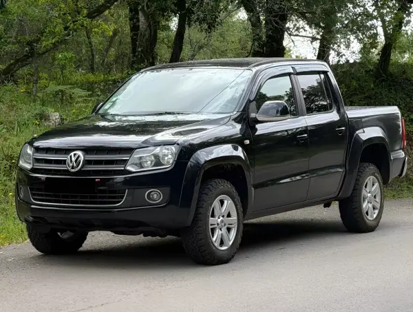 Volkswagen Amarok 2011 - 18999 EUR, 75000 km - AUTO.MOTO.pt - 75000km - foto 2 de 9