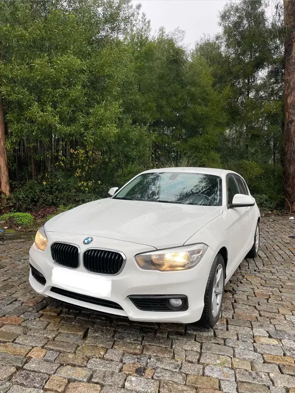 BMW 116 2018 - 16490 EUR, 81000 km - 81000km - foto 2 de 8