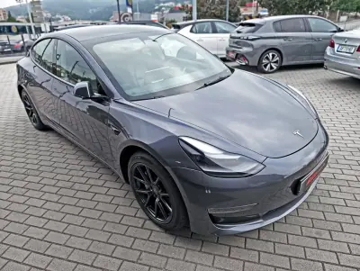 Tesla Model 3 2021 - 27500 EUR, 87000 km - AUTO.MOTO.pt - 87000km - foto 6 de 16