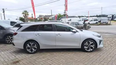 Kia Ceed 2021 — foto 5 de 39