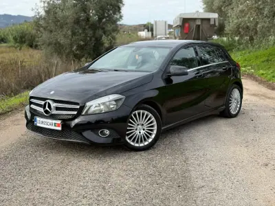 Mercedes-Benz A 180 2015 - 14950 EUR, 180700 km - AUTO.MOTO.pt - 180700km - foto 4 de 37