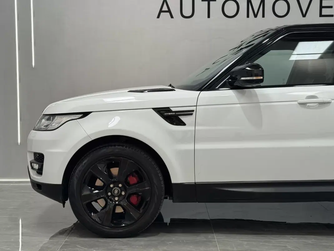 Land Rover Range Rover Sport 2016 - 31990 EUR, 220000 km - AUTO.MOTO.pt - 220000km - foto 13 de 42