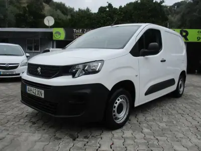 Peugeot Partner 2021 - 12500 EUR, 130000 km - foto 1 de 18
