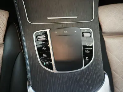 Mercedes-Benz GLC 220 2020 - 38950 EUR, 249800 km - AUTO.MOTO.pt - 249800km - foto 49 de 64